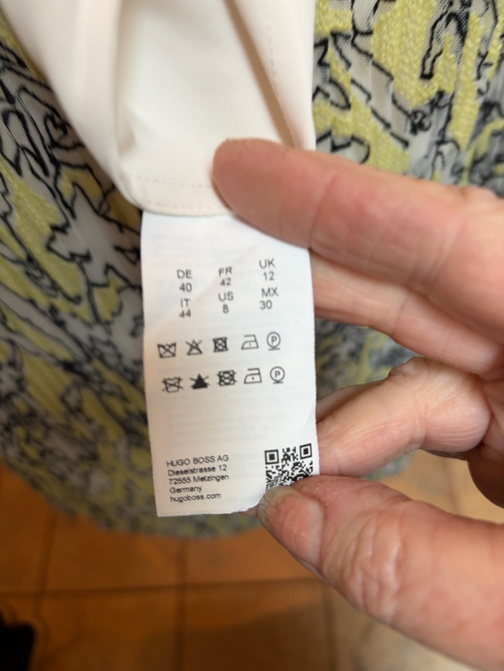 BOSS by Hugo Boss Damune Floral Pleated Midi Dress - NWOT - Size 8 - Picture 11 of 15